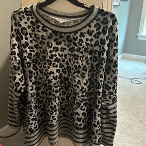 White Birch Brand-Cheetah Print Sweater XL